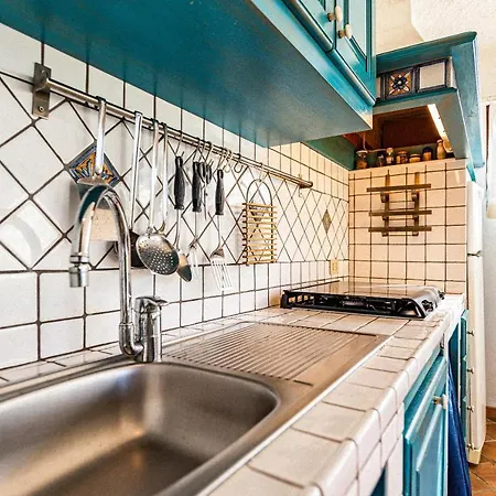 Baia Di Mola 别墅 *